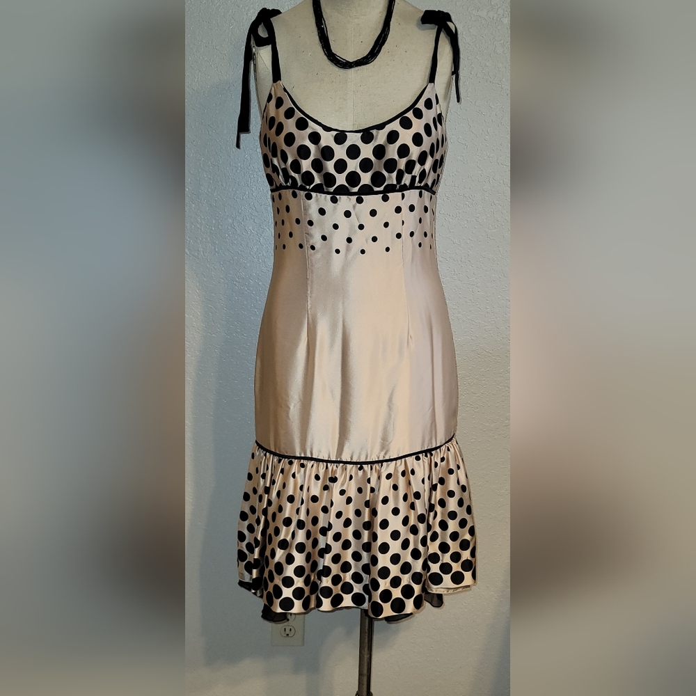 EUC Beautiful size S drop waist silky dress Bebe ribbon tie straps back zip